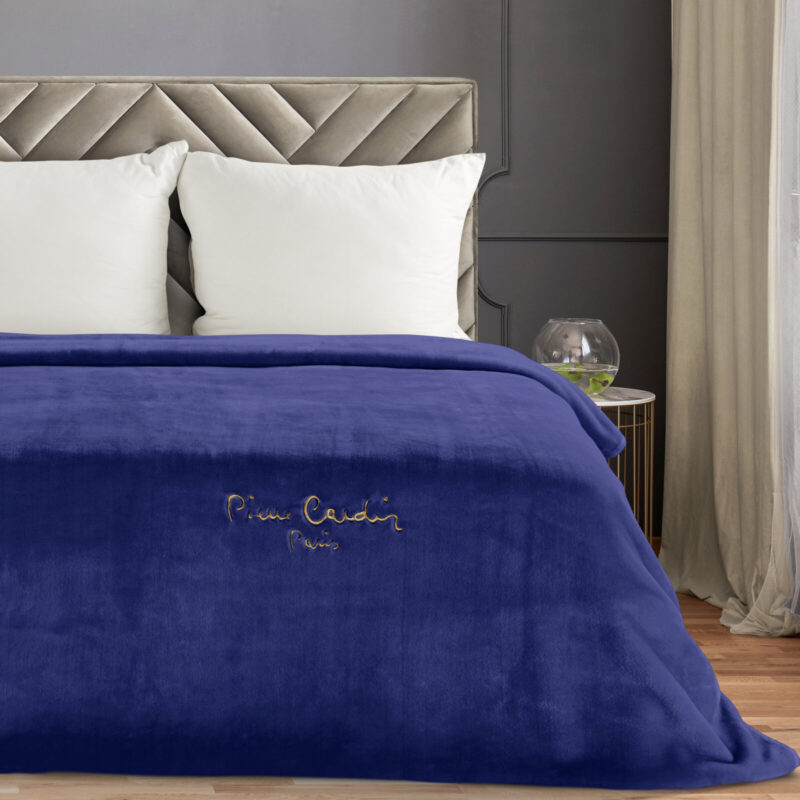 EKSKLUZYWNY CIEPŁY KOC CLARA PIERRE CARDIN 160X220CM GRANATOWY